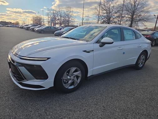 2026 Hyundai SONATA SE