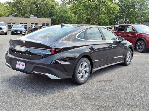2025 Hyundai SONATA SE