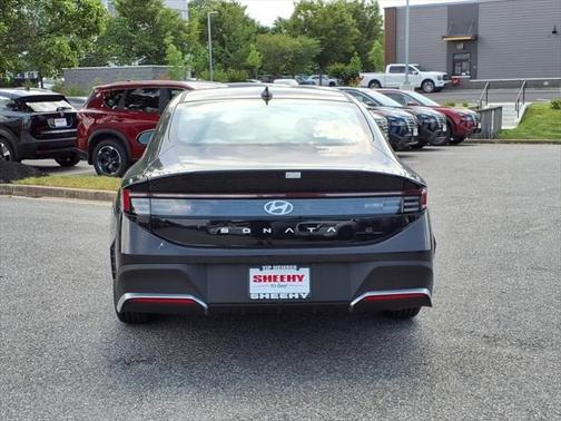 2025 Hyundai SONATA SE