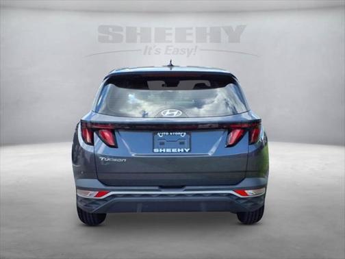 2022 Hyundai TUCSON SE