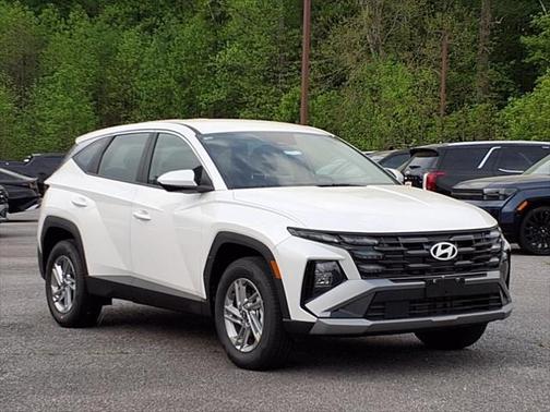2025 Hyundai TUCSON SE