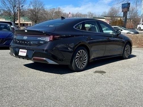 2025 Hyundai SONATA Hybrid Limited