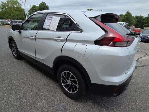 White Diamond 2024 Mitsubishi Eclipse Cross ES