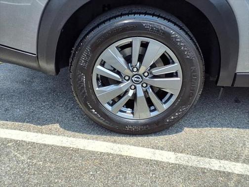 2024 Nissan Pathfinder SV 4WD
