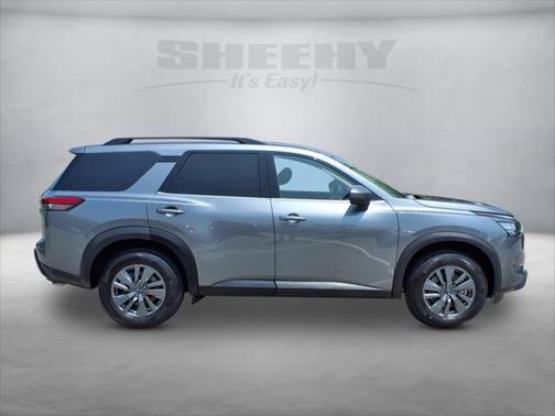 2024 Nissan Pathfinder SV 4WD