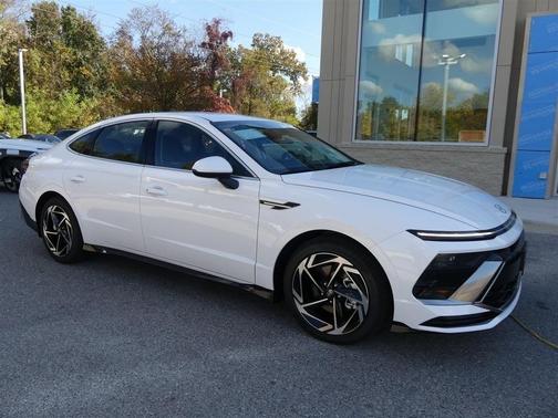 2026 Hyundai SONATA SEL