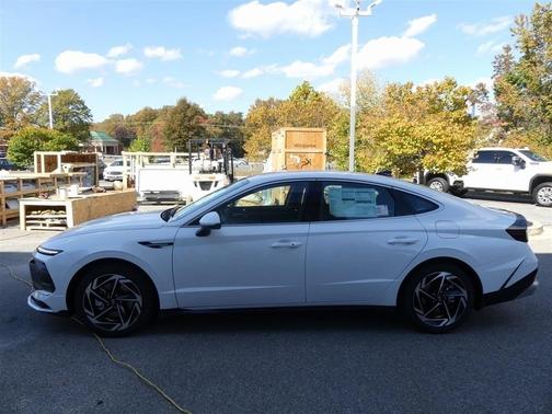 2026 Hyundai SONATA SEL