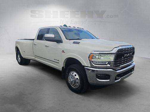 2019 RAM 3500 Limited Crew Cab 4x4 8' Box