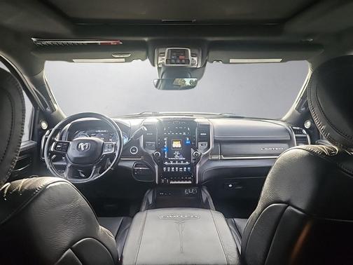 2019 RAM 3500 Limited Crew Cab 4x4 8' Box