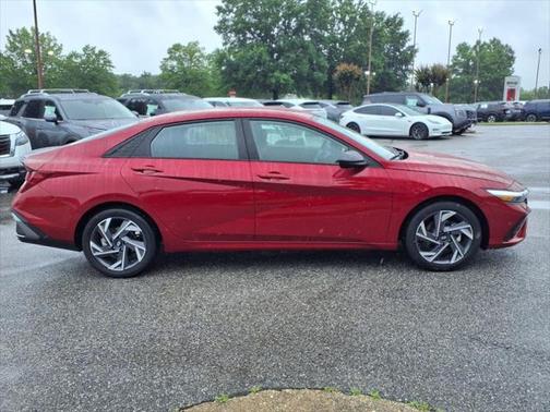 2025 Hyundai ELANTRA Sport