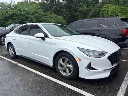2021 Hyundai SONATA SE