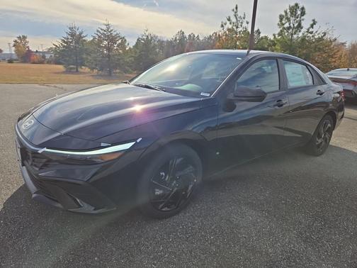 2026 Hyundai ELANTRA HEV SEL Sport