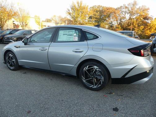 2026 Hyundai SONATA SEL