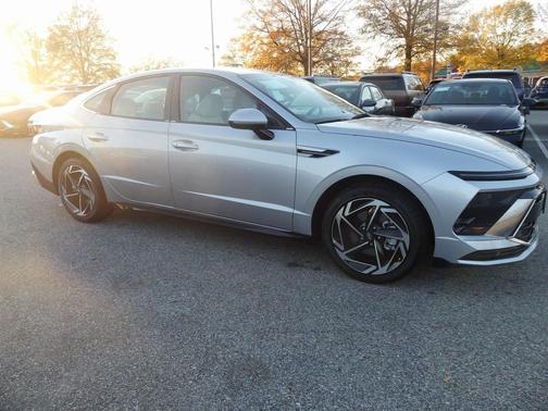 2026 Hyundai SONATA SEL