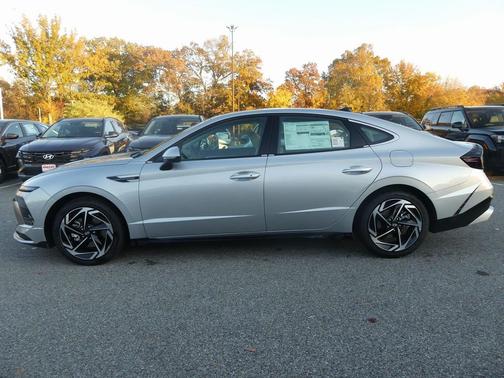 2026 Hyundai SONATA SEL