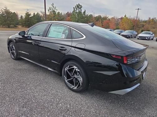 2026 Hyundai SONATA SEL