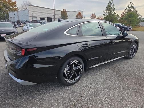 2026 Hyundai SONATA SEL