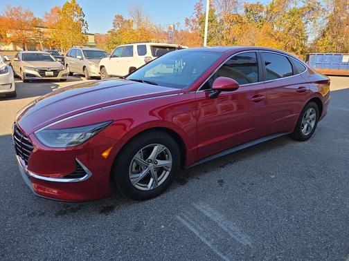 2022 Hyundai SONATA SE