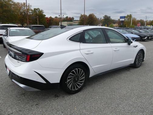 2025 Hyundai SONATA Hybrid Limited