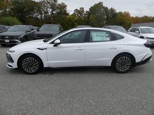 2025 Hyundai SONATA Hybrid Limited