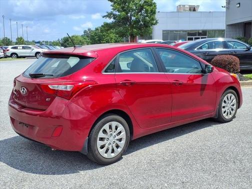 2017 Hyundai Elantra GT Base
