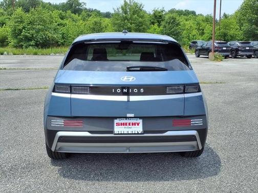 2025 Hyundai IONIQ 5 SE