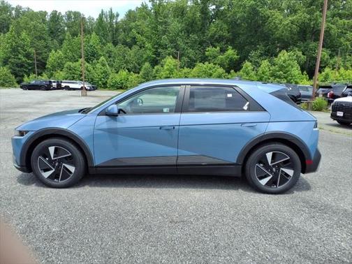 2025 Hyundai IONIQ 5 SE