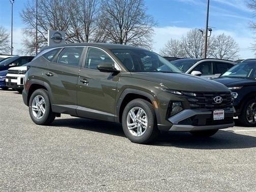 2025 Hyundai TUCSON SE