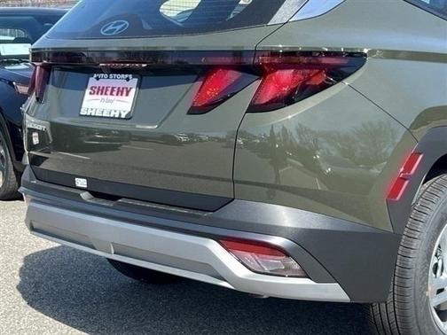 2025 Hyundai TUCSON SE