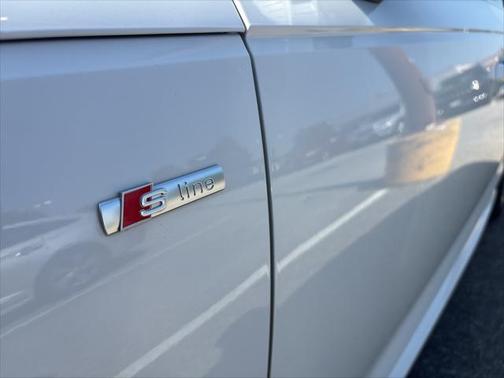 2018 Audi A4 2.0T Premium Plus