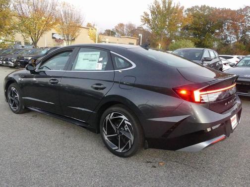 2026 Hyundai SONATA SEL