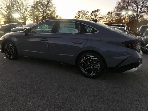 2026 Hyundai SONATA SEL