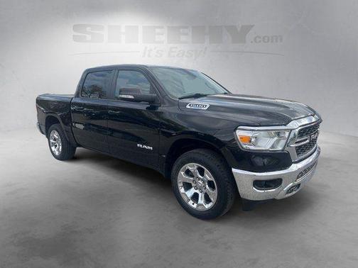 Diamond Black Crystal Pearlcoat 2022 RAM 1500 Big Horn/Lone Star