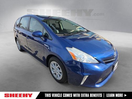 2014 Toyota Prius v Three