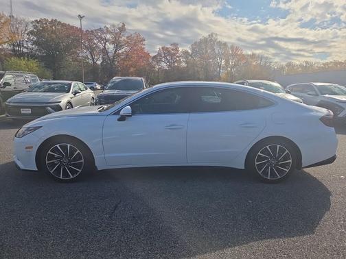 2023 Hyundai SONATA Limited