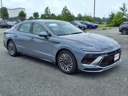 2025 Hyundai SONATA Hybrid Limited