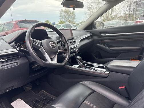 2023 Nissan Altima SR Intelligent AWD