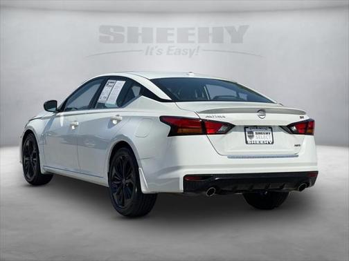 2023 Nissan Altima SR Intelligent AWD