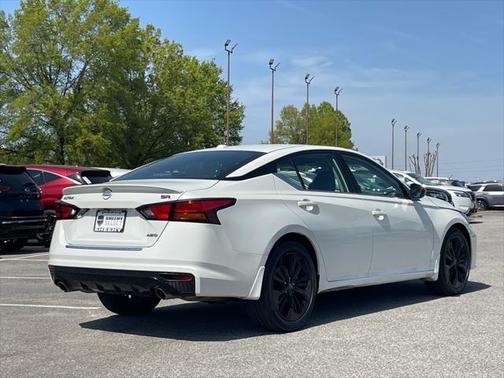 2023 Nissan Altima SR Intelligent AWD