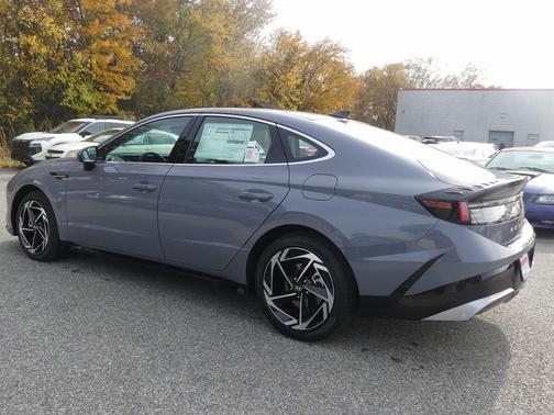 2026 Hyundai SONATA SEL