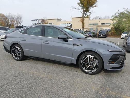 2026 Hyundai SONATA SEL