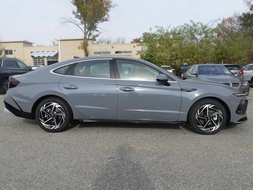 2026 Hyundai SONATA SEL