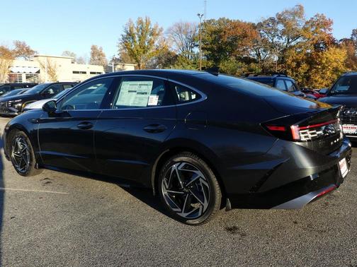 2026 Hyundai SONATA SEL