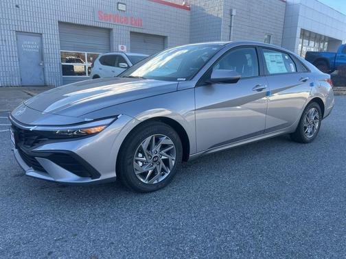 2026 Hyundai ELANTRA HEV Blue