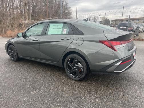 2026 Hyundai ELANTRA Sport