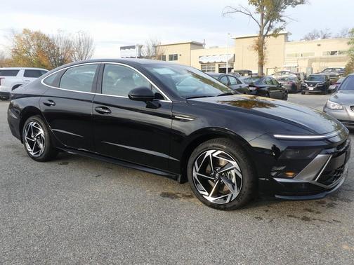 2026 Hyundai SONATA SEL