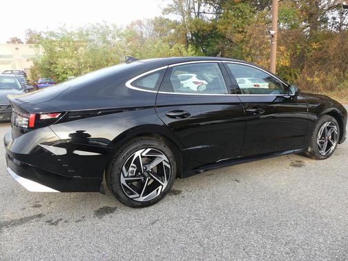 2026 Hyundai SONATA SEL