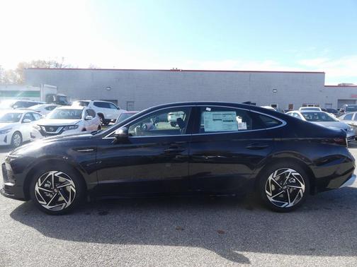 2026 Hyundai SONATA SEL