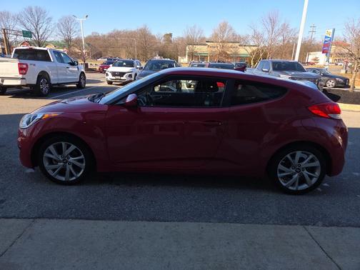 2016 Hyundai Veloster Base