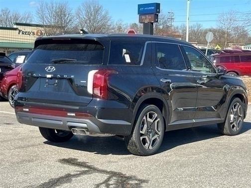 2025 Hyundai PALISADE SEL Premium